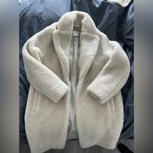 Aritzia Wilfred Free Teddy Cocoon Jacket